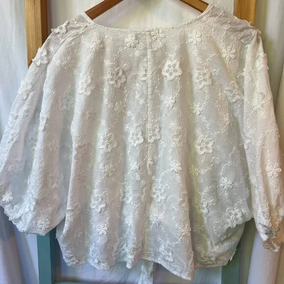 House of Harlow 1960 White Cover Up - Picture 2 of 3